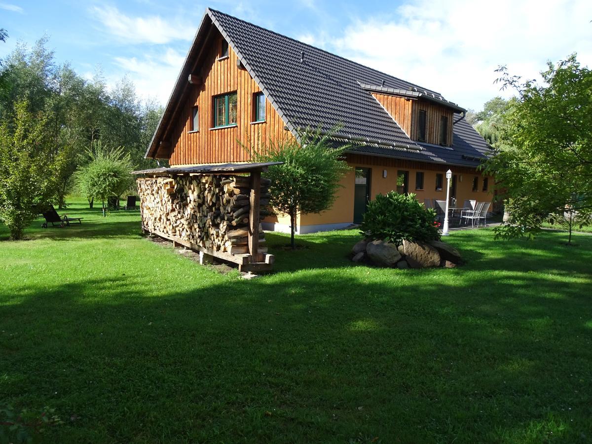 Gasthaus & Pension Am Kurfuerstendamm Burg  Bagian luar foto